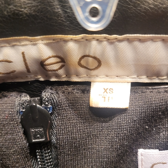 Dress - Picture 7 of 12